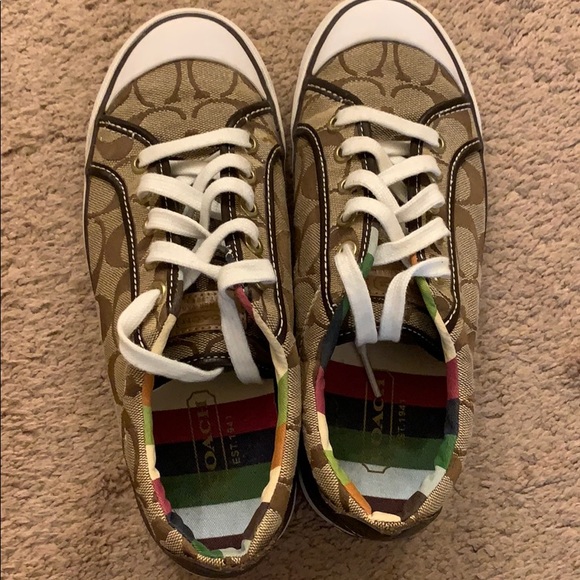 Coach Barrett Sneakers. Size 7 - Picture 2 of 8